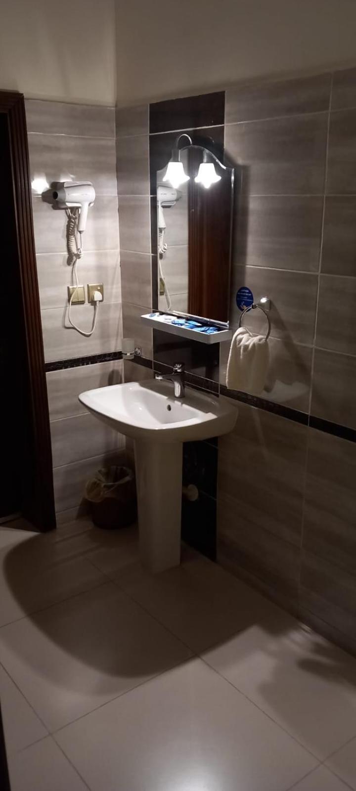 Newhome البيت الجديد Yanbu Exteriör bild